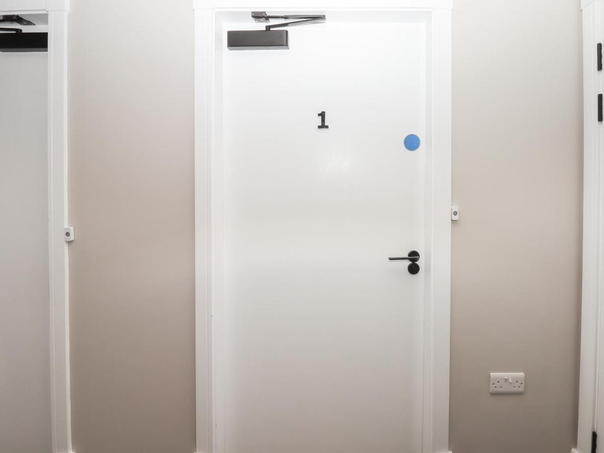 Declaration Suite Rhyl Exteriér fotografie
